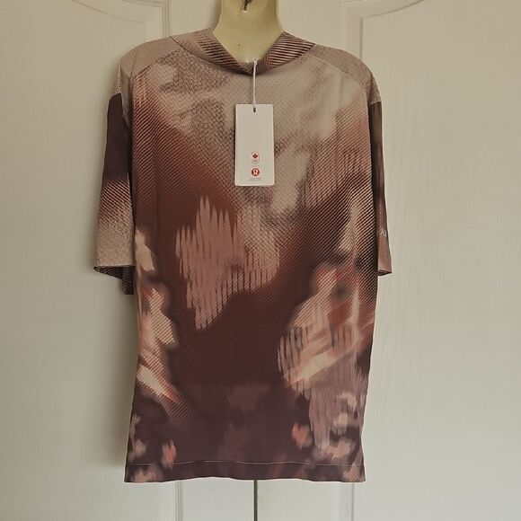 Lululemon Team Canada Stylish Brown and Cream Button-Up Shirt - Picture 7 of 16